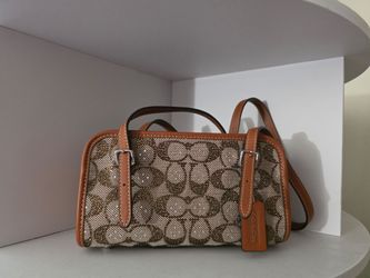Coach Crystal Swing Zip
