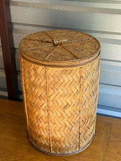 Vintage Handwoven Rattan and Bamboo Round Hamper Basket w/Matching Lid