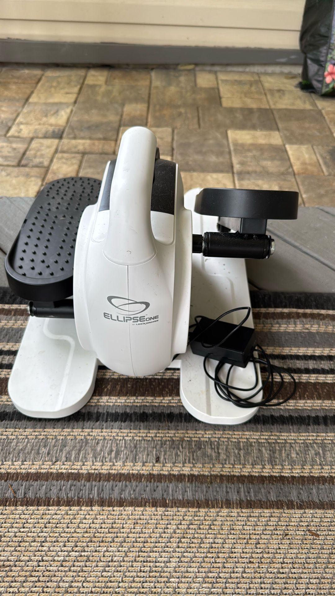 Eclipse One Leg Exerciser