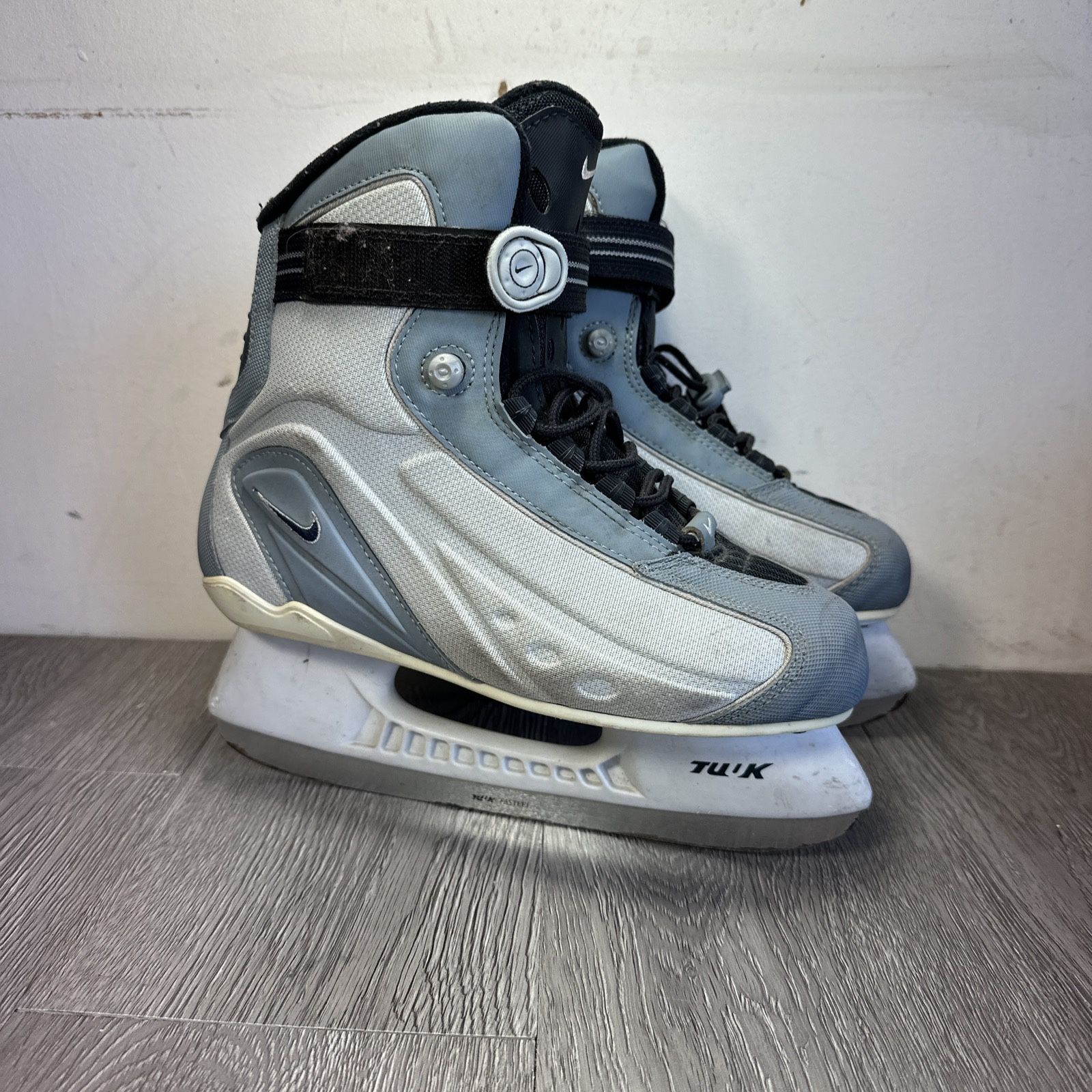 NIKE Flexposite Ice Skates Black/Gray Adult US Hockey Skates 7US/38 EURO
