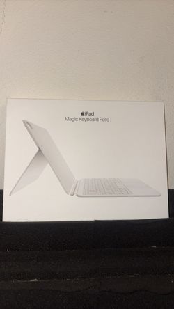 iPad Magic Keyboard Folio