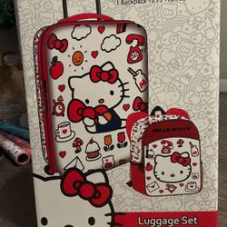 Hello Kitty Luggage Set