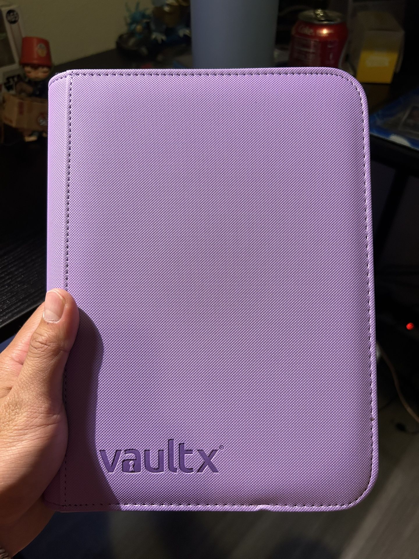 Brand New Vaultx 4 Pocket binder
