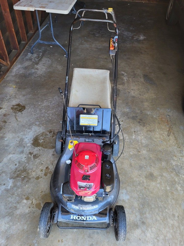 Honda Comercial Hydrostatic