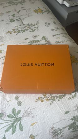 Louis Vuitton SIGNATURE DOUBLE FACE HOODED WRAP COAT