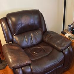 Electric brown leather recliner Electric brown leather recliner