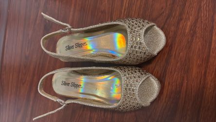Brand new Sandel, size 2, never used.