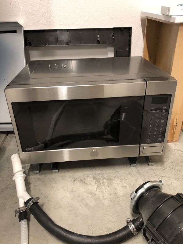 Ge Cafe 1 5 Cu Ft Countertop Convection Microwave Oven In Ge Cafe 1 5 Cu Ft Countertop Convection Microwave Oven In Stainless Steel With Trim Kit