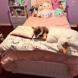 Twin bed And mattress 