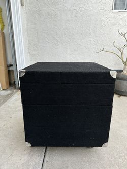 Carpeted Pro Rack with Wheel’s