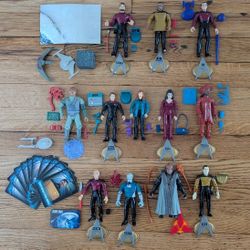 Star Trek The Next Generation Action Figure Lot