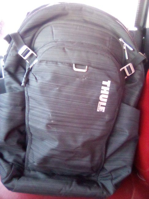 THULE CONSTRUCT Laptop Backpack 24L