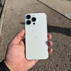 Apple iPhone 15 Pro Max 512 gB WHITE