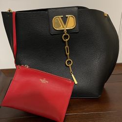 Valentino Purse/ Hand Bag 
