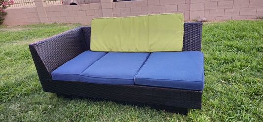 **Dark Brown Wicker Outdoor Sectional Sofa with cushions **
( Measurements On Description )