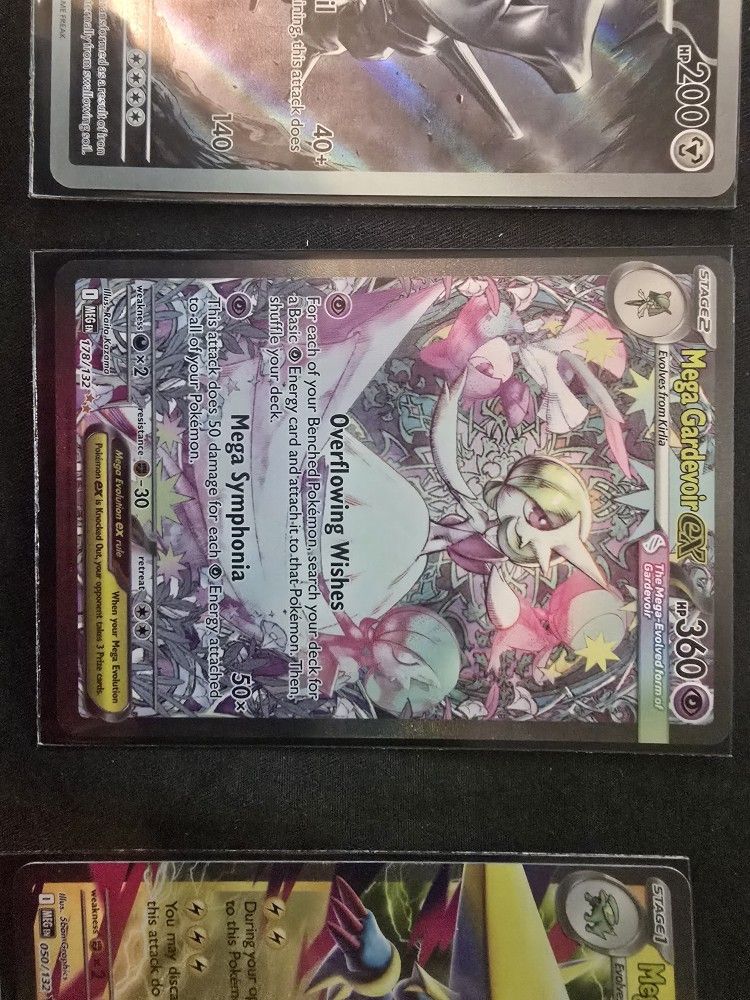 Mega Evolutions Bundle, Pack Fresh Pulls 