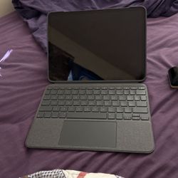 Logitech iPad 11 Pro Case Only