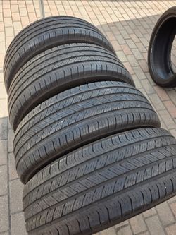 4 tires 235/60/19 Michelin primacy
