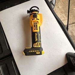 📌DEWALT XR 20V Lithium-Ion Cordless Rotary Drywall Cut-Out Tool (Tool Only) PRECIO FIRME👉$130