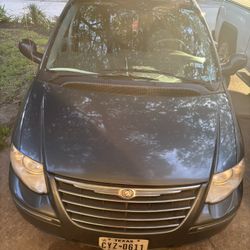 2007 Chrysler Town & Country