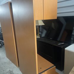 Desk And File Cabinet With Key 