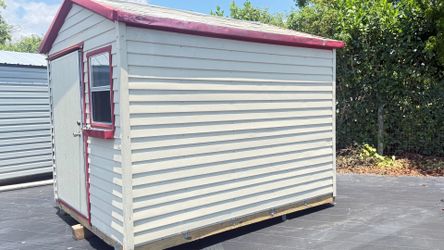 Sheds  8x10