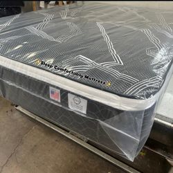 Queen sizes black series Euro Pillow Top 12” medium firm 🆕  In Plastic   Mattress only $199  Mattress with box spring $260  Delivery $30 All sizes av