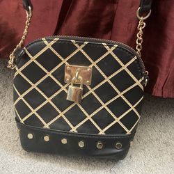Black & Gold Shoulder Bag