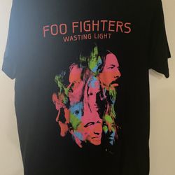 Foo Fighters Wasting Light T-Shirt. Men's Medium.