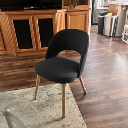 Cute blue accent chair 