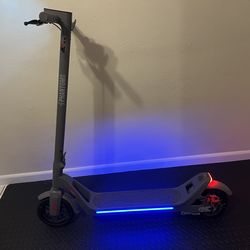 Electric scooter