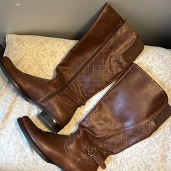 Women’s boots