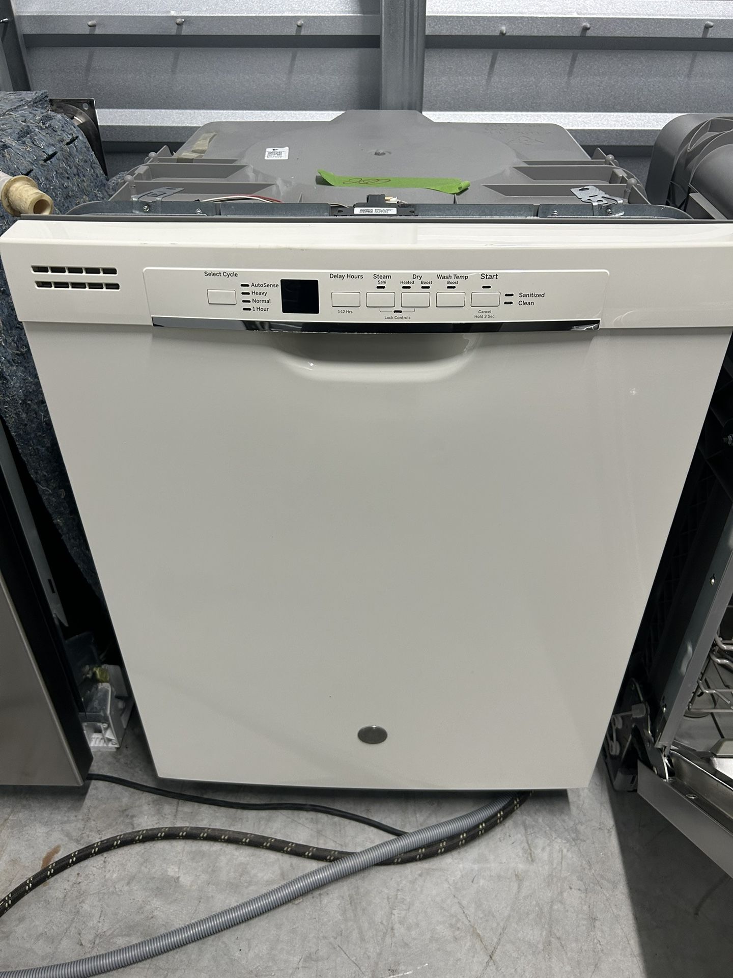 Dishwasher GE