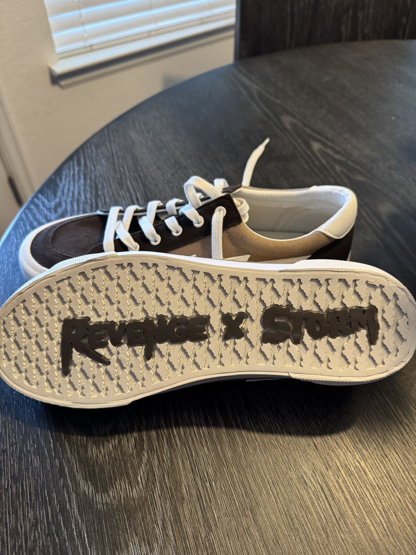 Revenge Storm Shoes Size 11