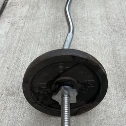 Ez Curl Bar w/Weight Lifting Plates ….I’m Located In Bayside Queens
