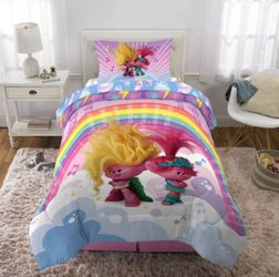 Trolls Bright Yellow Microfiber Twin Comforter with Pink and Blue Accents
