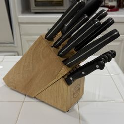 Knife Set With Block 