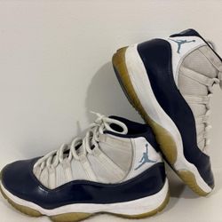 Jordan 11 Retro Low Size 9/39