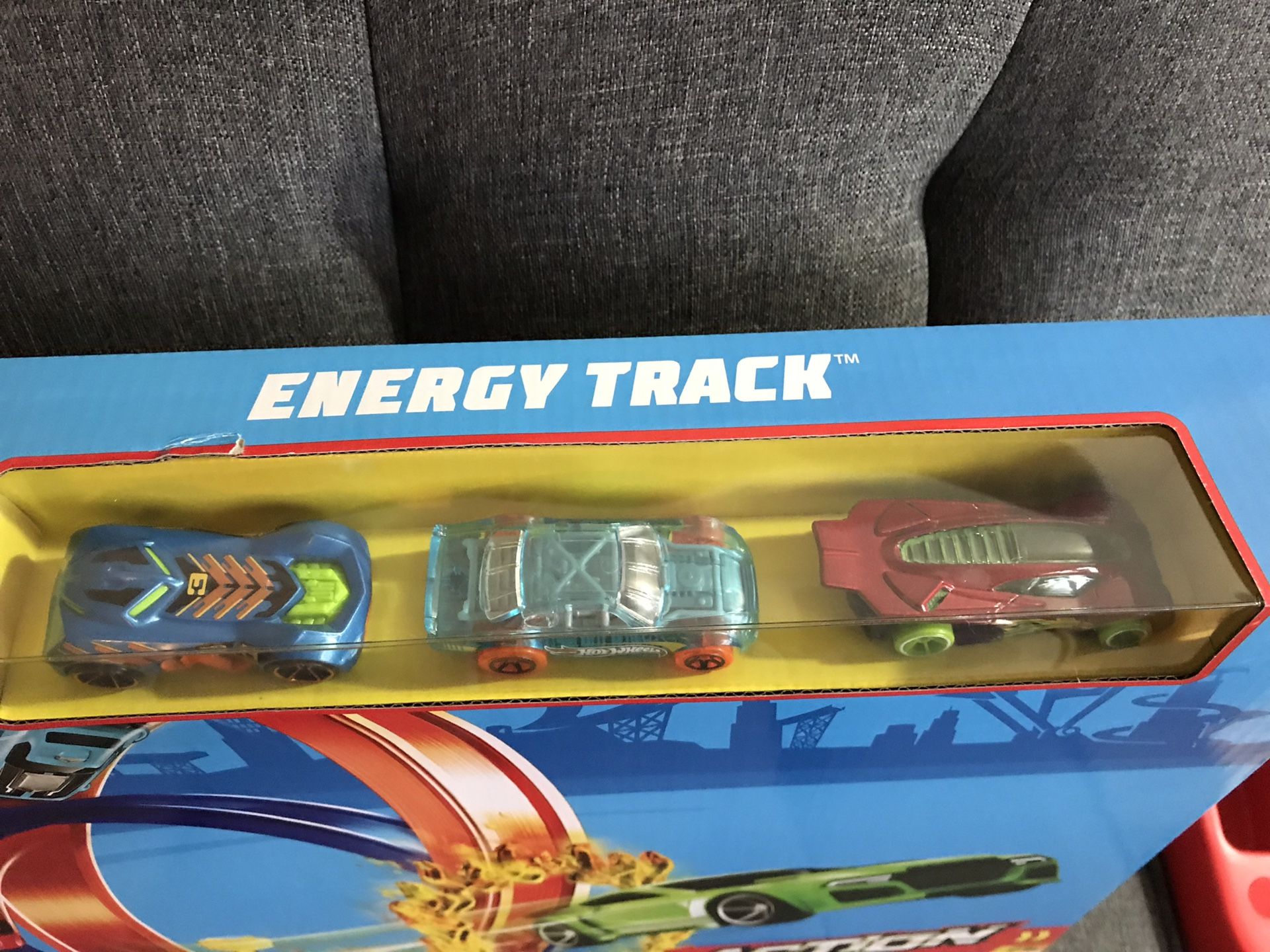 Hot Wheels Action Energy Track Double Power Loops Track Set 3 Cars NEW &  SEALED