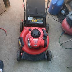 Lawn Mower  Troy Bilt 