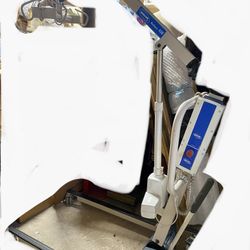 Invacare® Reliant 450 Electric Patient Lift