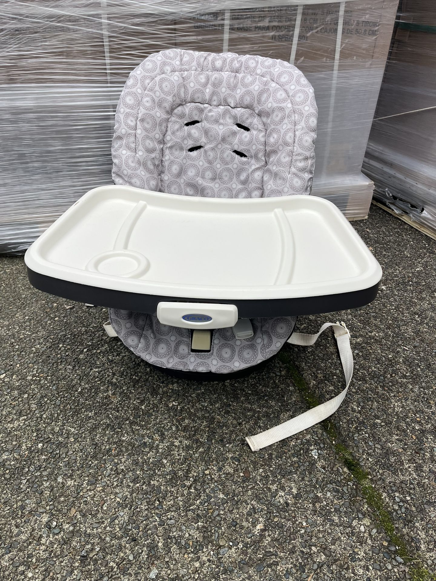 Swivel High Chair / Booster Seat