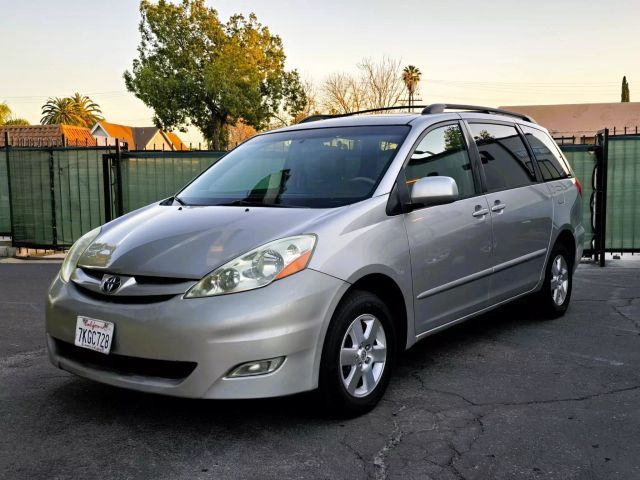 2006 Toyota Sienna