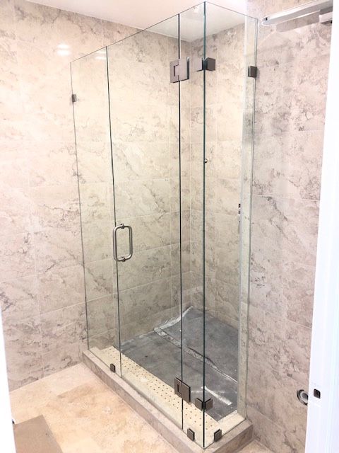 Glass shower doors $25 per sq ft