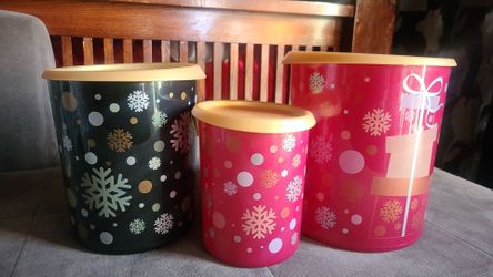 3pc christmas canisters tupperware