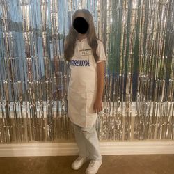 Flo Costume