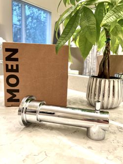 Moen Chrome Universal Fit Bathtub Spout with Diverter
