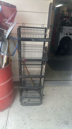 Metal rack! Need gone as soon as possible