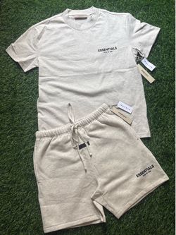 Oatmeal Essentials Set (M) 🔥 Shirt + Shorts
