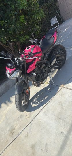 2025 Triumph Street Triple R 765